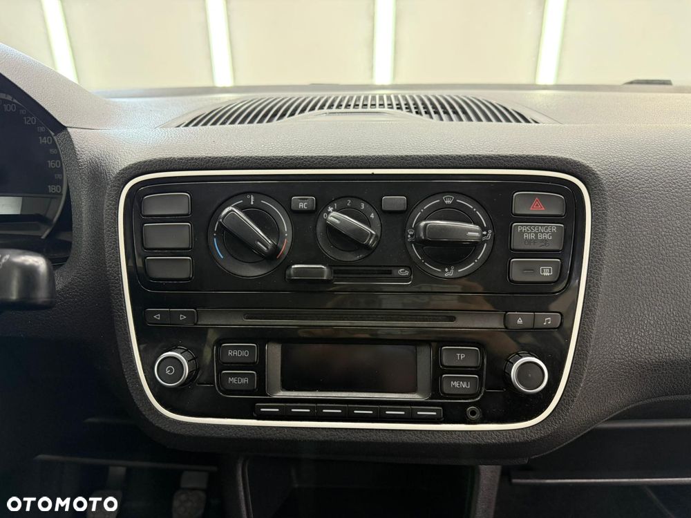 Volkswagen up! - 8