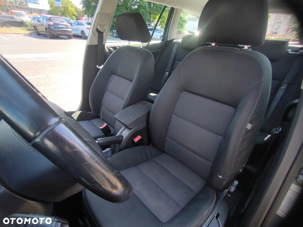 Skoda Octavia 1.6 Elegance - 10