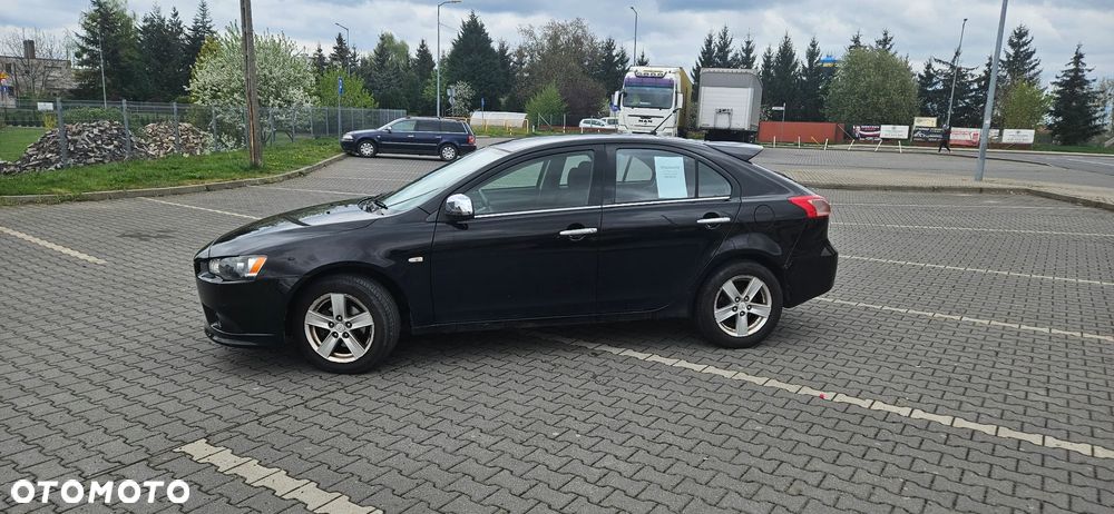 Mitsubishi Lancer 1.8 Invite - 5