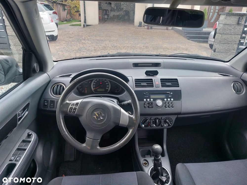 Suzuki Swift 1.3 Comfort+ - 11