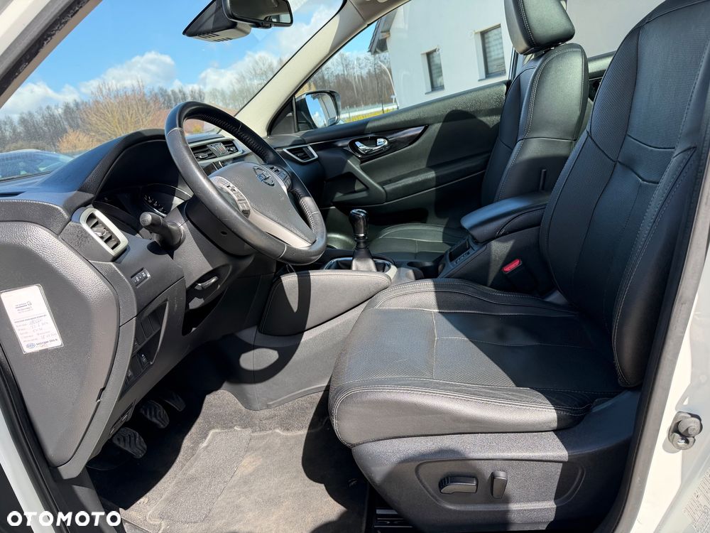 Nissan Qashqai 1.6 DIG-T 360 - 6