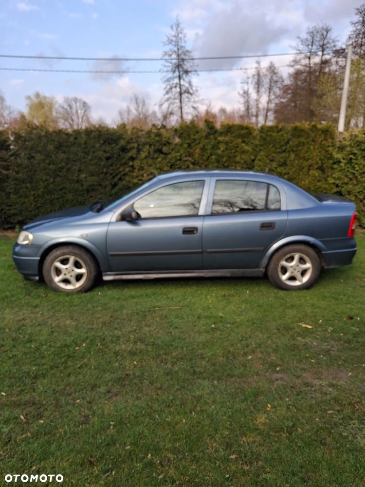 Opel Astra 1.6 - 3