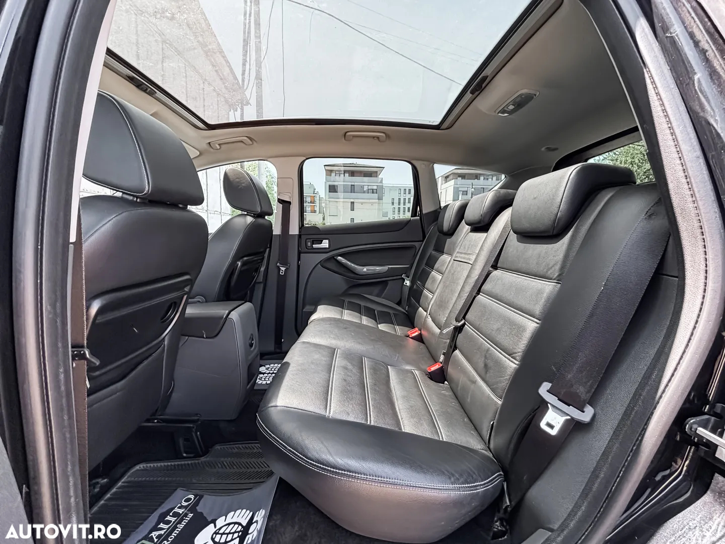 Ford Kuga - 9