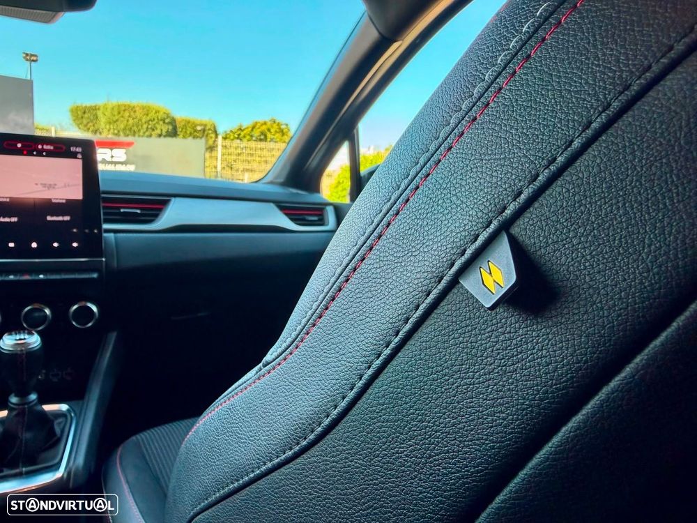 Renault Captur - 24