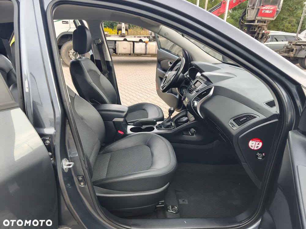 Hyundai ix35 1.7 CRDi Comfort 2WD - 21