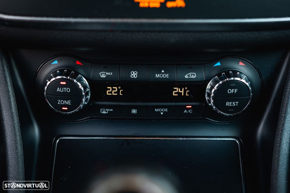 Mercedes-Benz CLA 200 Shooting Brake d Urban - 33