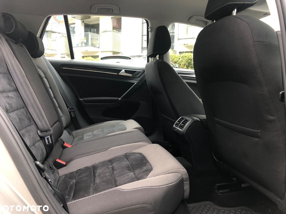 Volkswagen Golf 1.4 TSI BMT Highline - 22