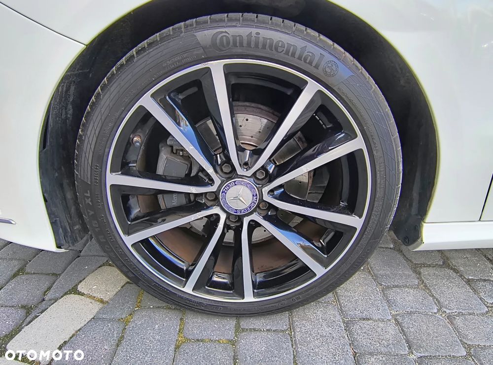 Mercedes-Benz Klasa B 180 AMG Line - 19