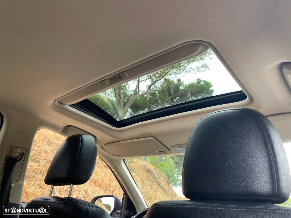 Mitsubishi Outlander 2.2 DI-D Instyle - 42