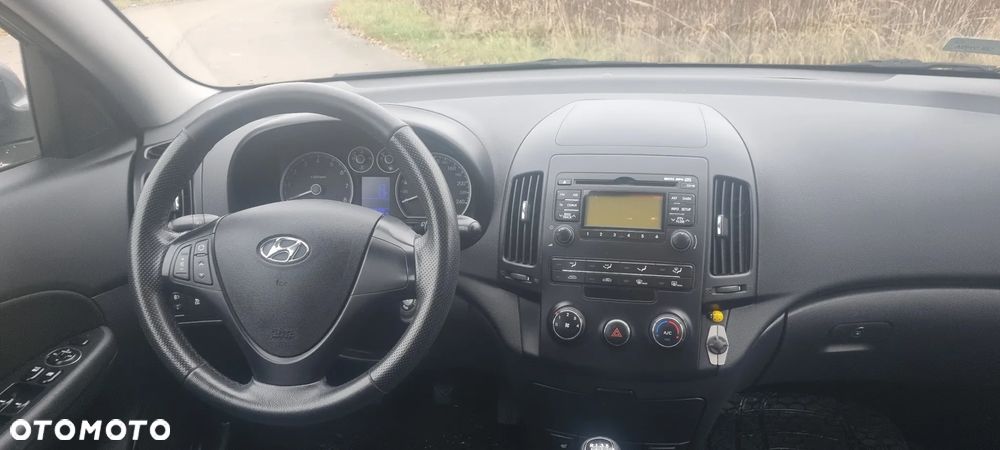 Hyundai i30 1.4 Blue Comfort - 22