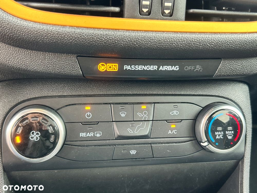 Ford Fiesta 1.0 EcoBoost S&S ACTIVE - 18