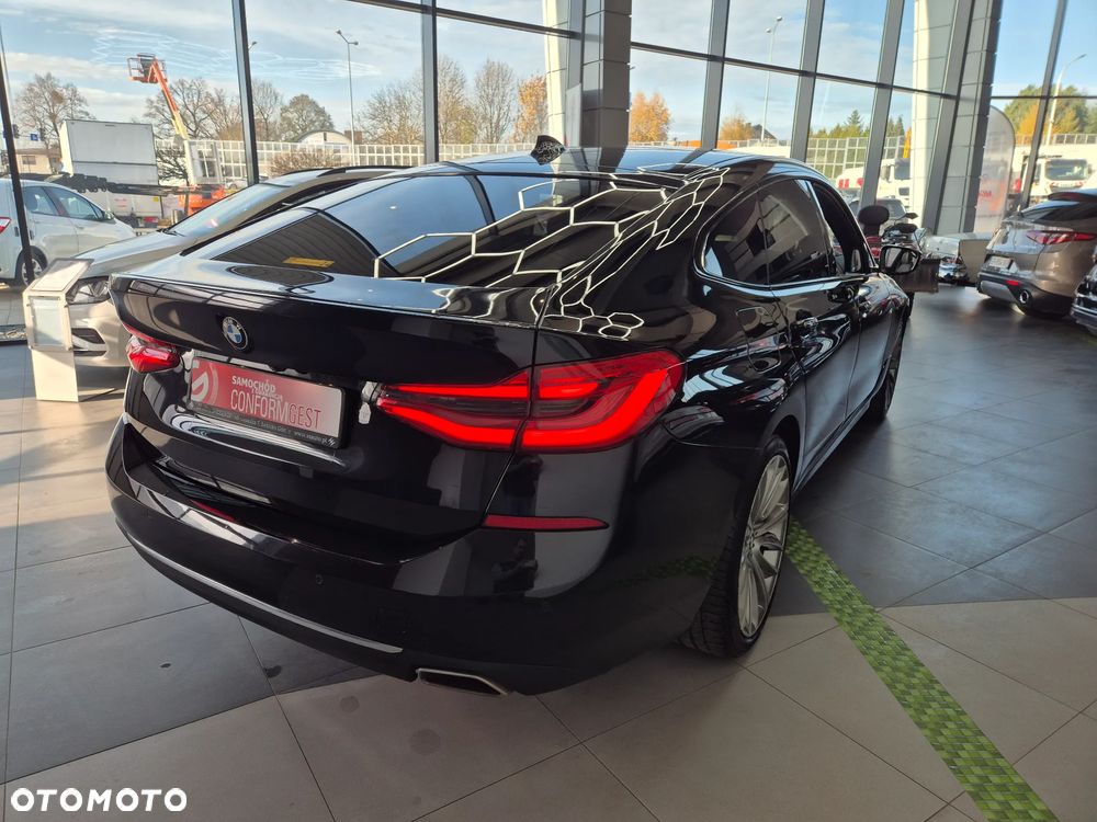 BMW 6GT - 9