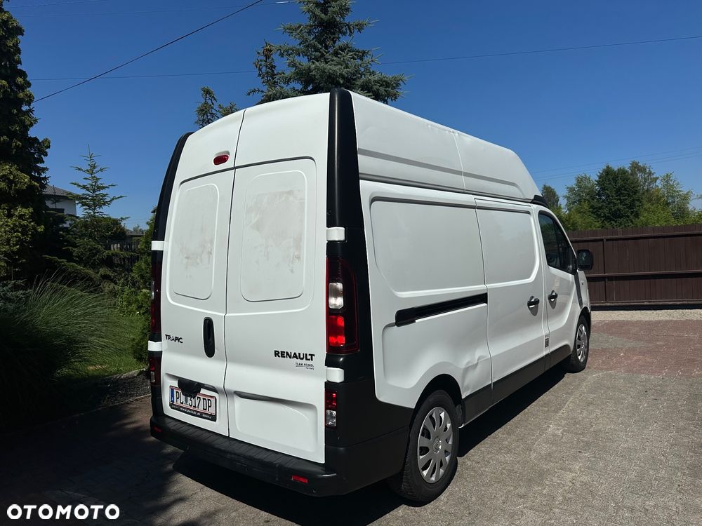 Renault Trafic - 14