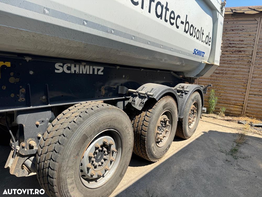 Mercedes-Benz AROCS - 10