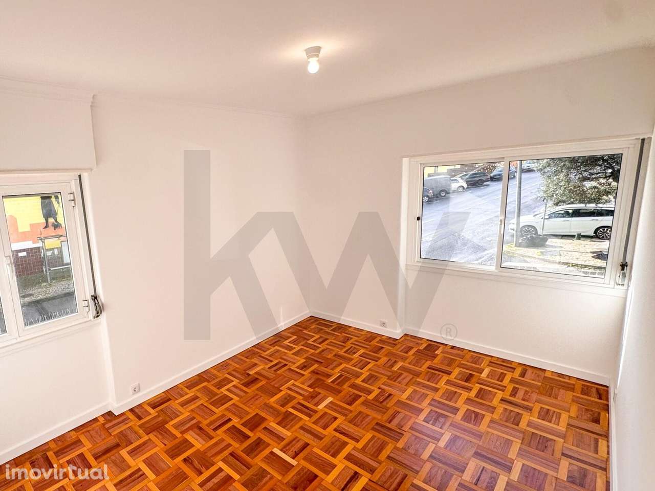 Apartamento T3 Renovado na Damaia – Excelente Localização - Grande imagem: 3/15