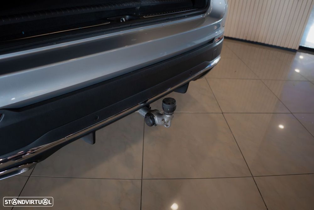 Mercedes-Benz GLC 300 e 4Matic - 37