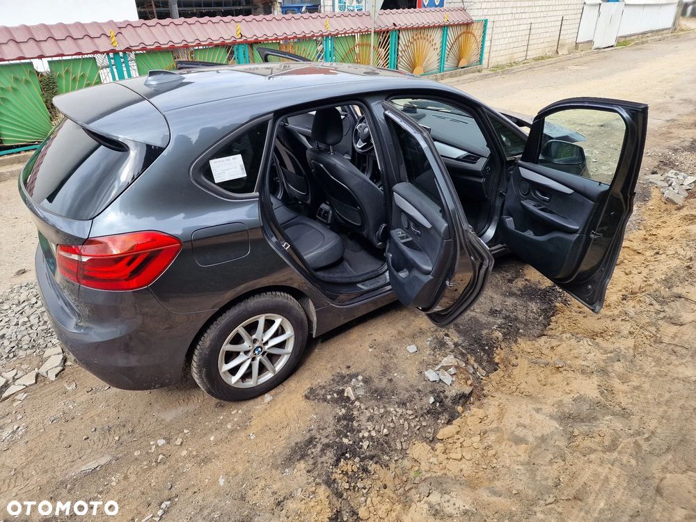 BMW Seria 2 216d - 18