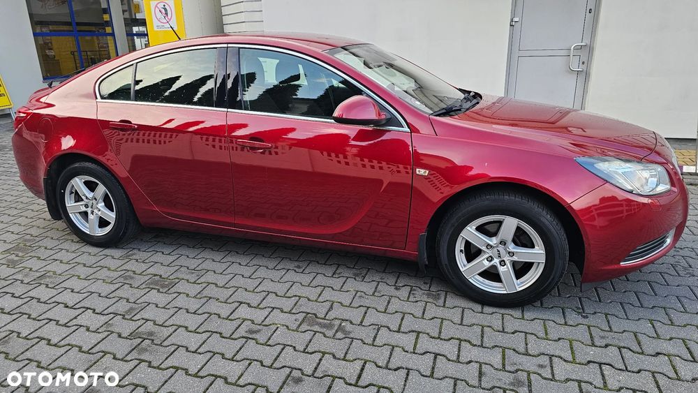 Opel Insignia 1.8 Sports Tourer Design Edition - 11