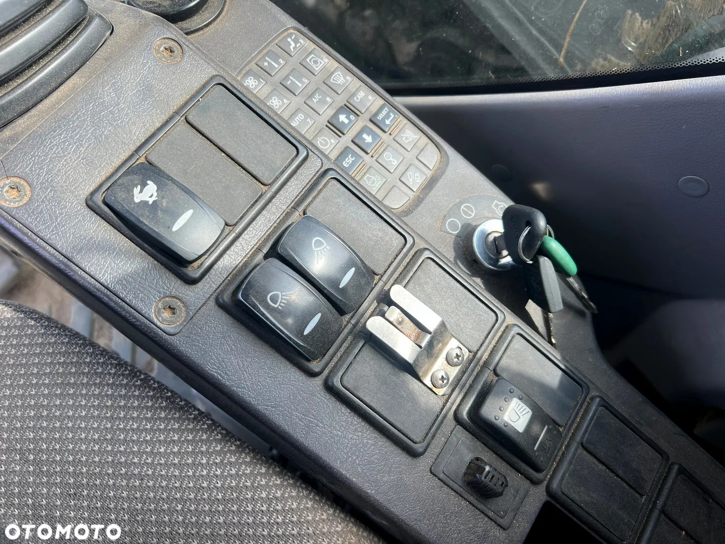 Volvo ECR235CL - 14