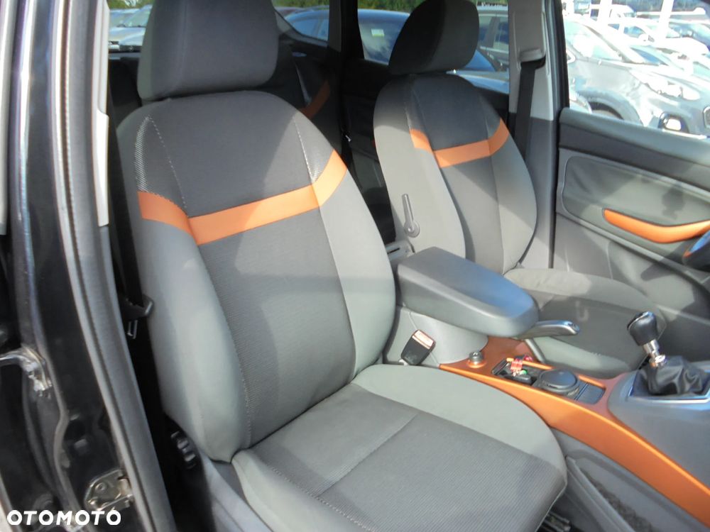 Ford Kuga 2.0 TDCi 2x4 Trend - 14