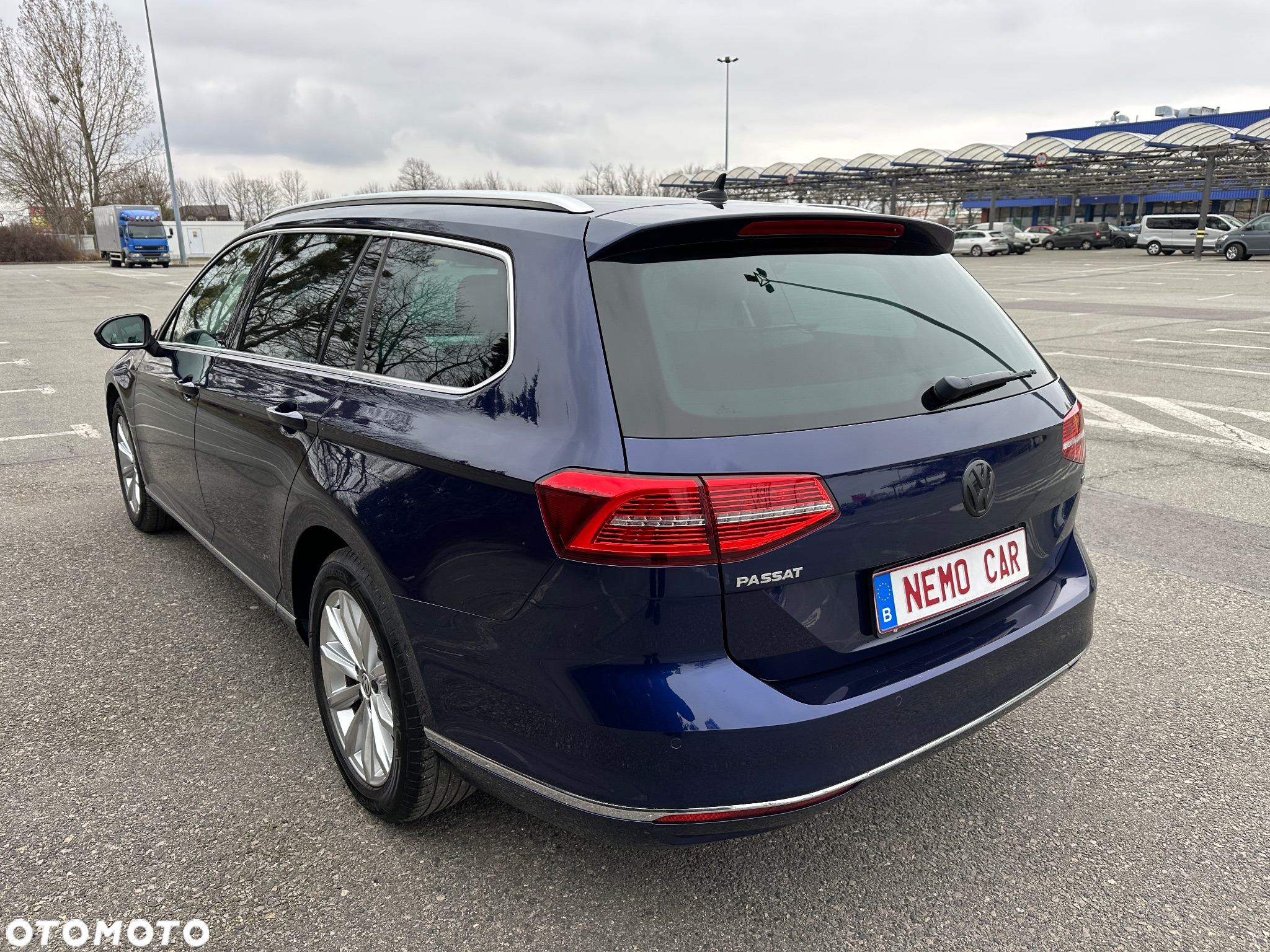 Volkswagen Passat Variant 1.6 TDI (BlueMotion Technology) Trendline - 10