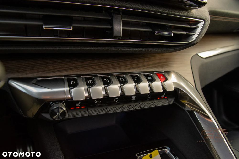 Peugeot 5008 1.6 PureTech GT Pack S&S EAT8 - 27