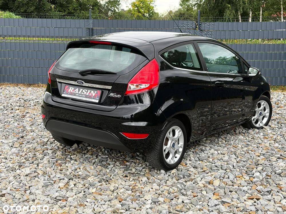 Ford Fiesta 1.25 Titanium X - 28