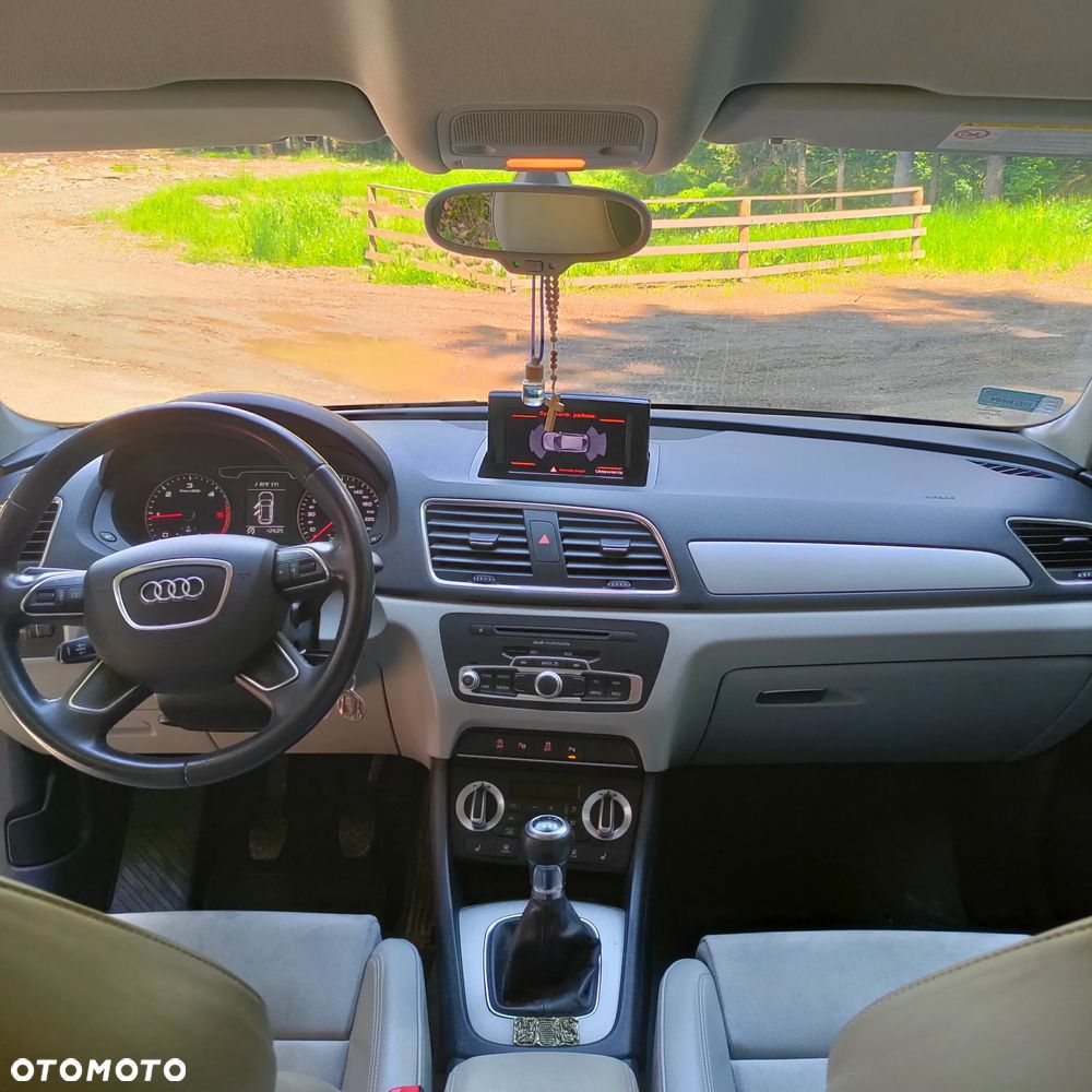 Audi Q3 2.0 TDI - 12