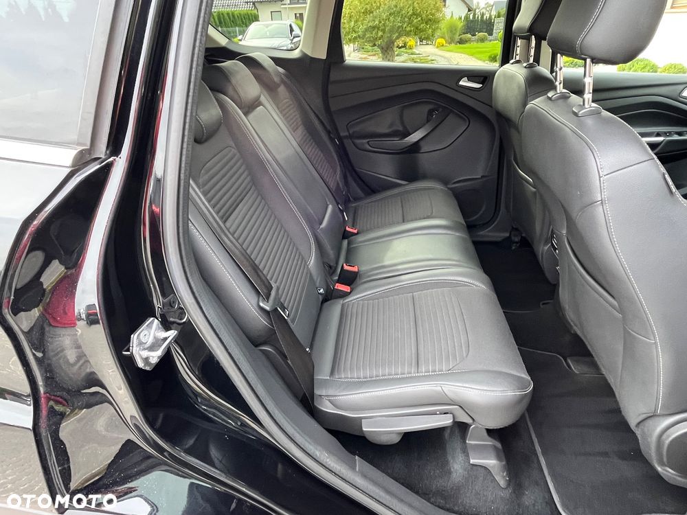 Ford Kuga - 18