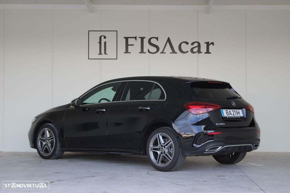 Mercedes-Benz A 250 e AMG Line - 5