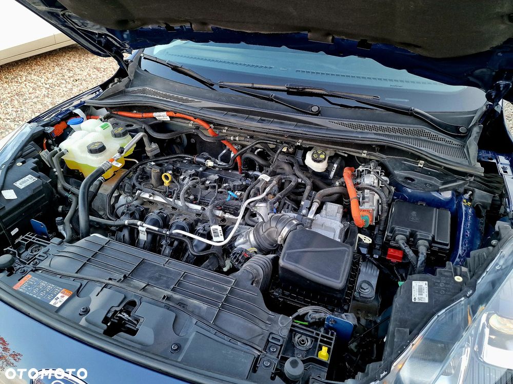 Ford Kuga 2.5 FHEV AWD Graphite Tech Edition e-CVT - 39