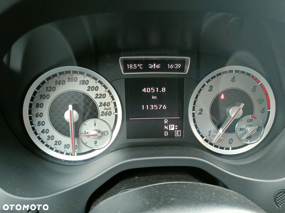 Mercedes-Benz Klasa A 180 CDI (BlueEFFICIENCY) 7G-DCT - 18