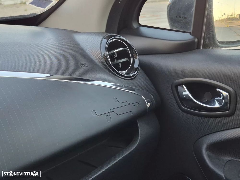 Renault Zoe (c/ Bateria) Limited 40 - 17