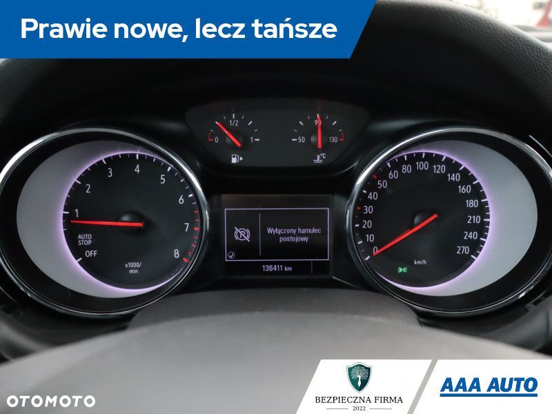 Opel Insignia - 13
