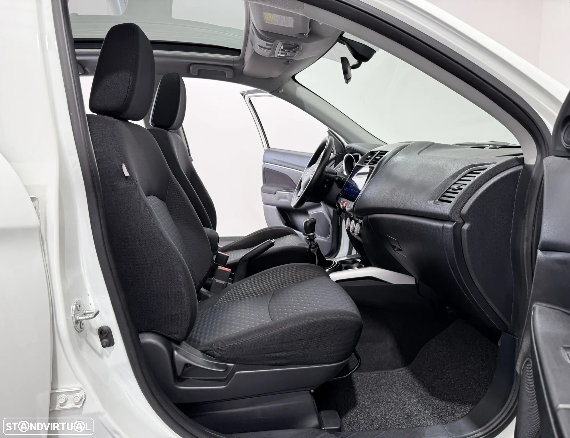Mitsubishi ASX 1.8 DI-D Intense - 40