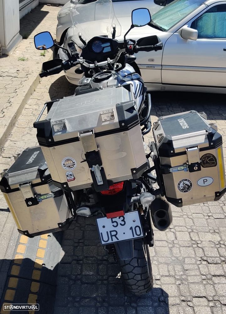 Suzuki DL 1000 VStrom - 9