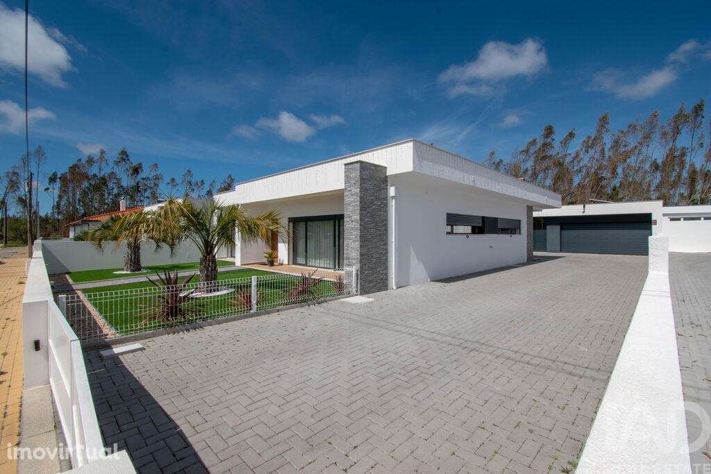 Moradia térrea T3 em Marinha Grande - Grande imagem: 2/31