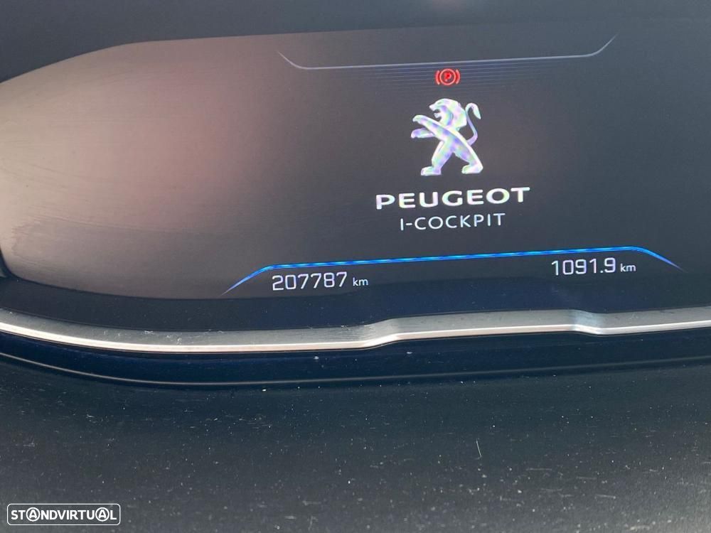 Peugeot 5008 - 11