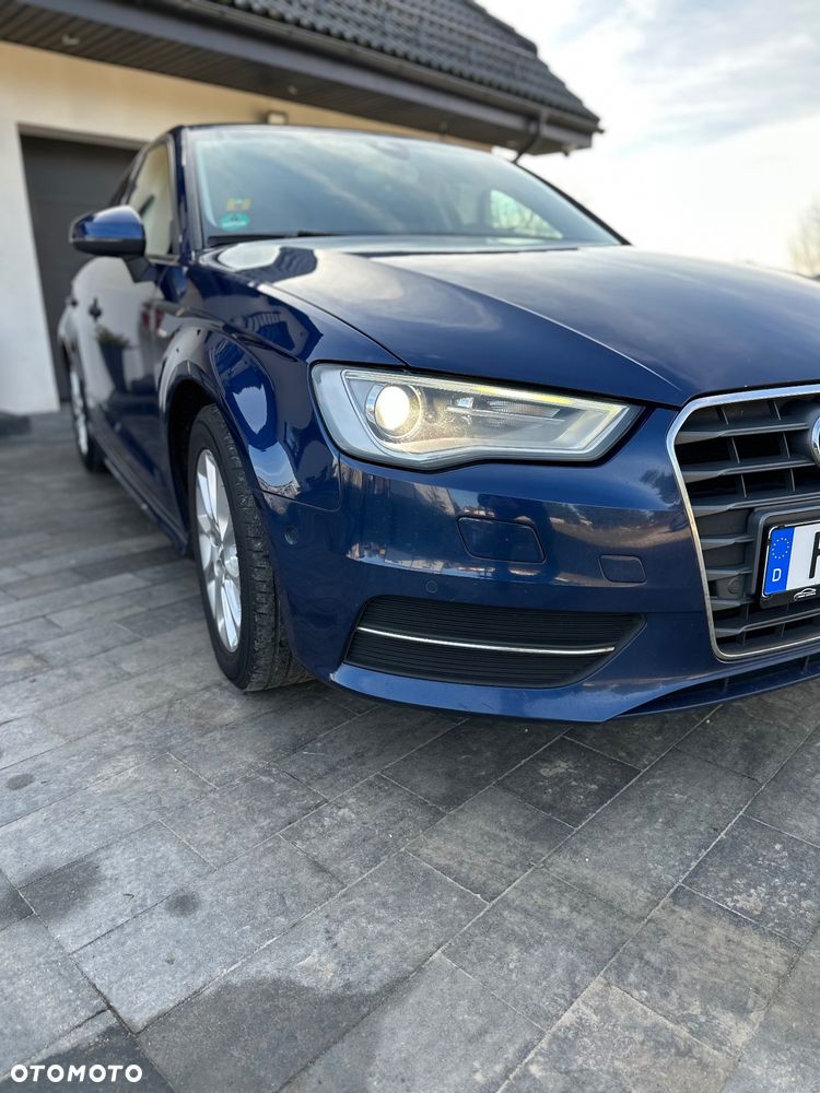 Audi A3 Sportback - 4