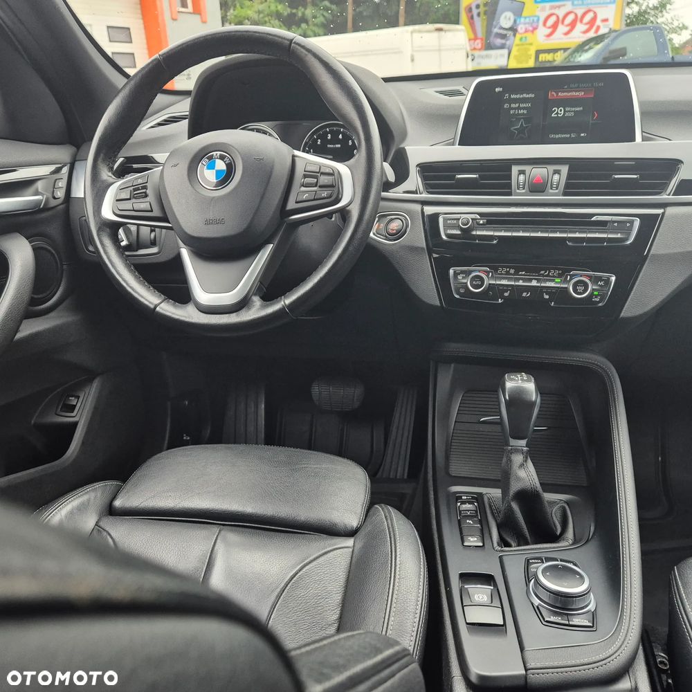 BMW X1 xDrive25i xLine - 11