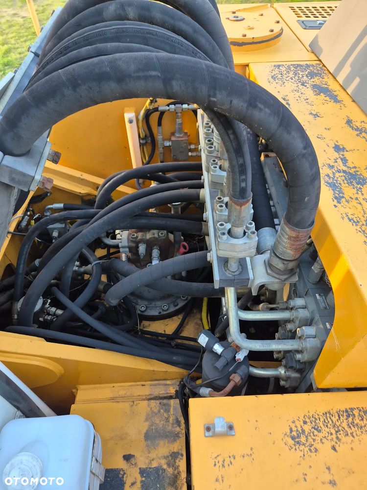 Liebherr A904 - 9