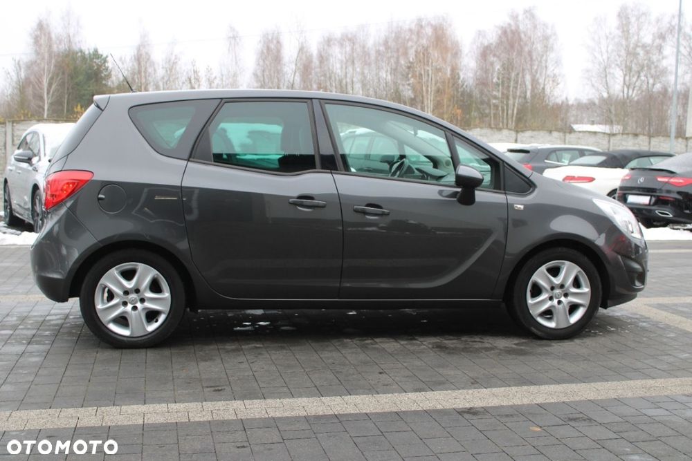 Opel Meriva - 11