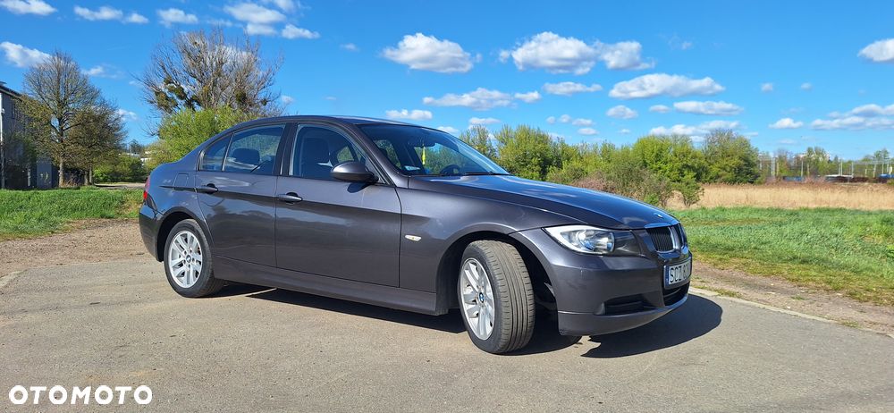 BMW Seria 3 ver-318d-dpf - 20