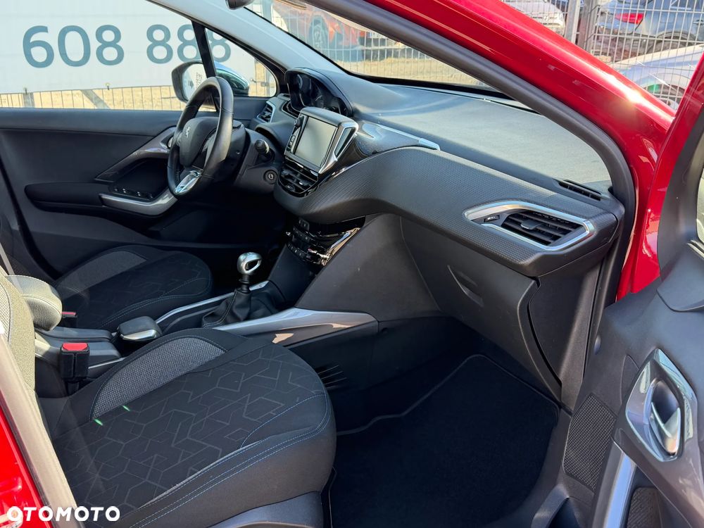 Peugeot 2008 PureTech 130 Stop&Start Allure - 14