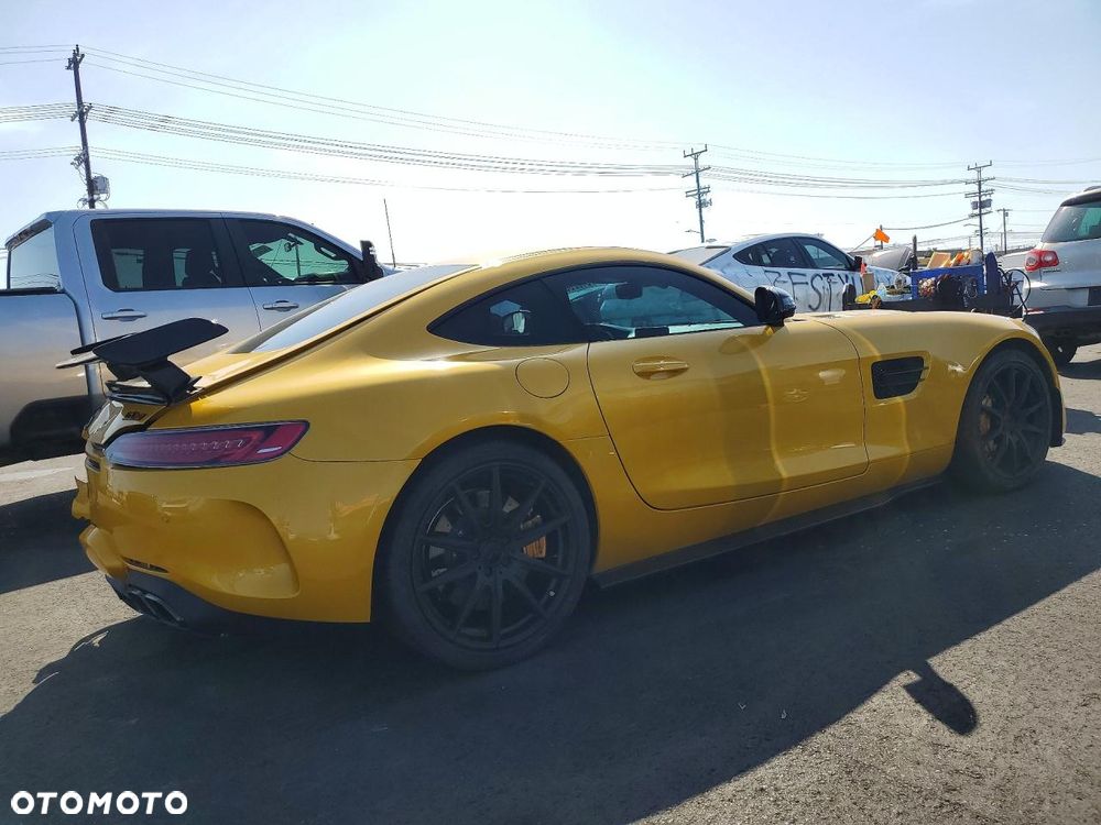 Mercedes-Benz AMG GT S Speedshift 7G-DCT - 4