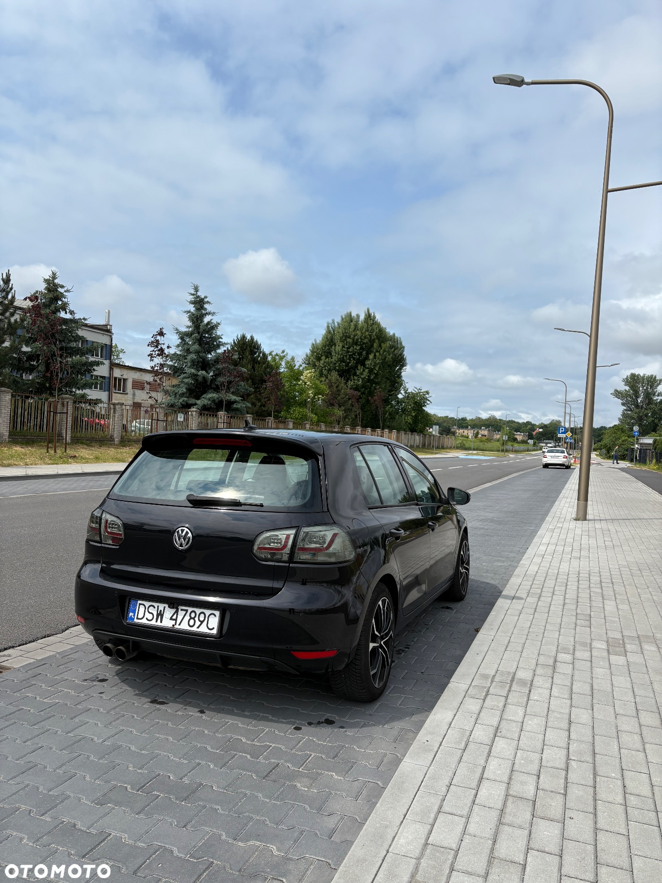 Volkswagen Golf - 8