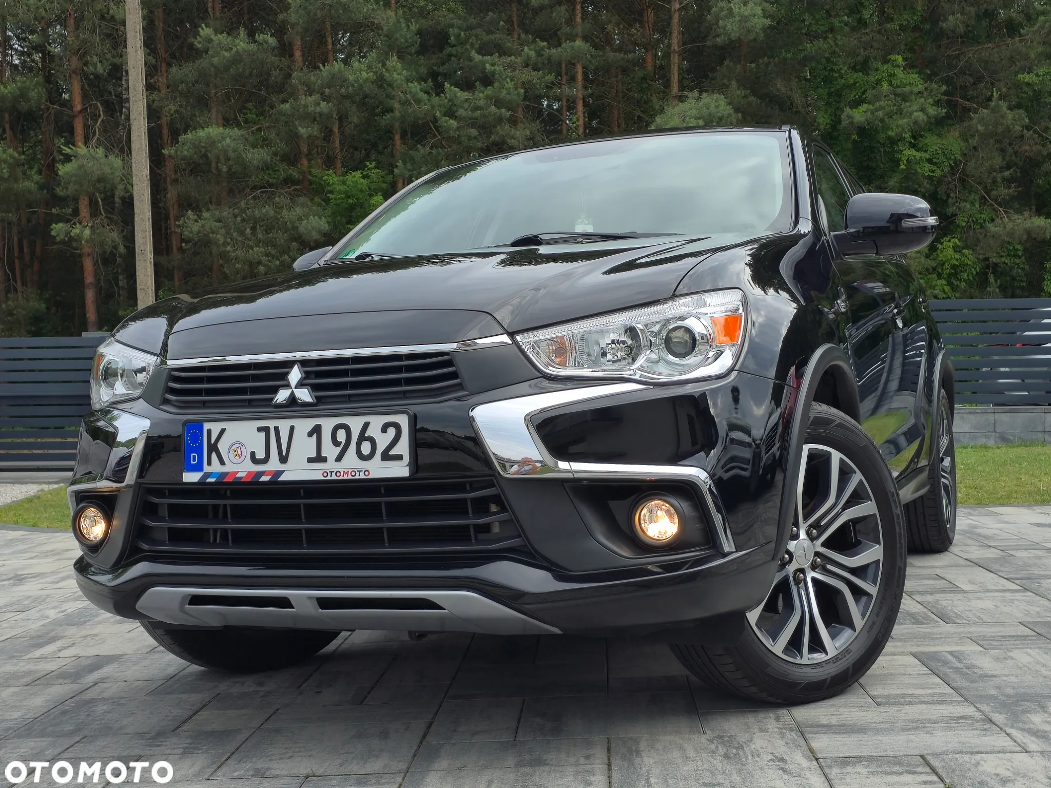 Mitsubishi ASX 1.6 2WD Diamant Edition+ - 2