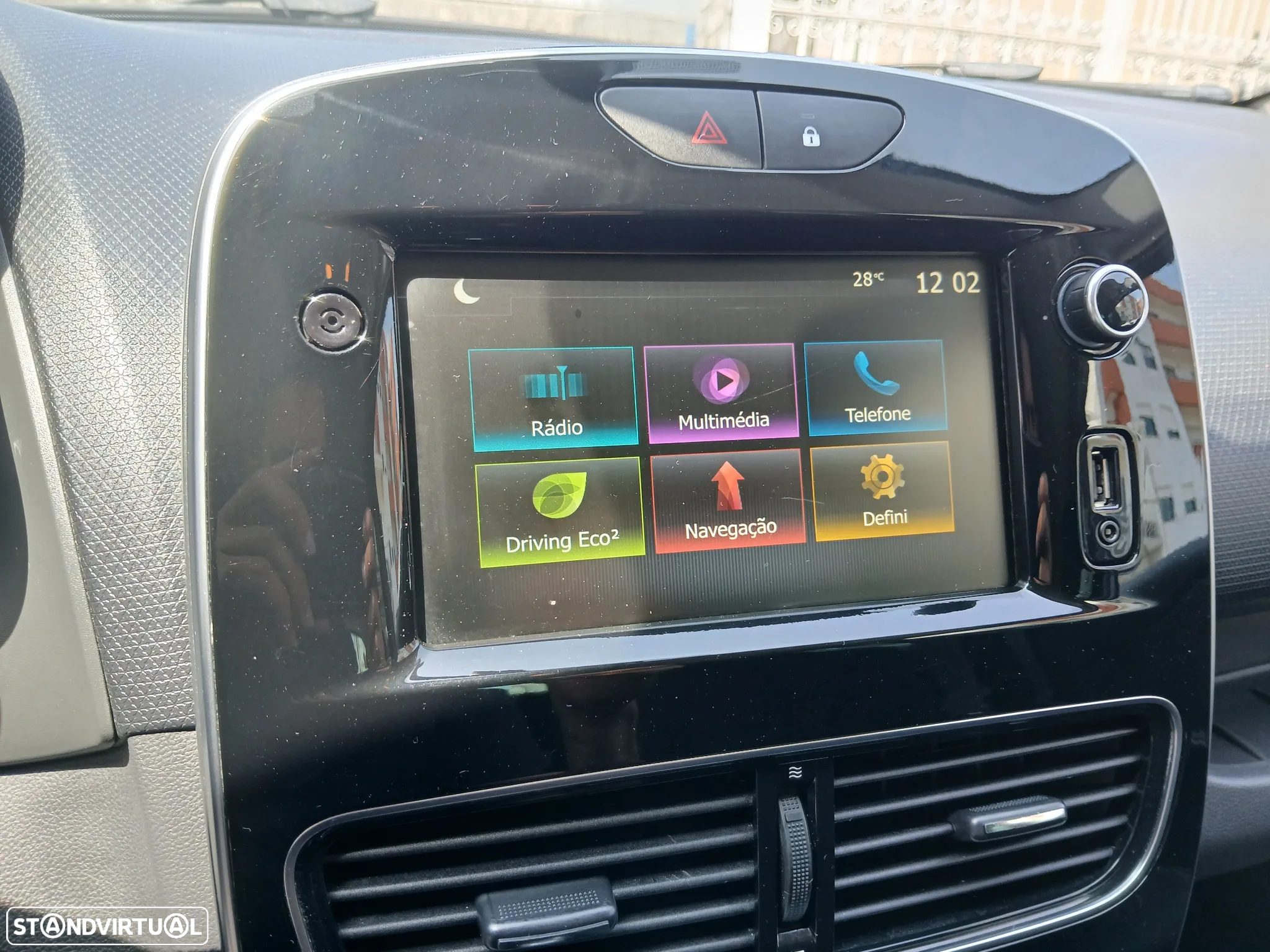 Renault Clio 1.5 dCi Limited - 32