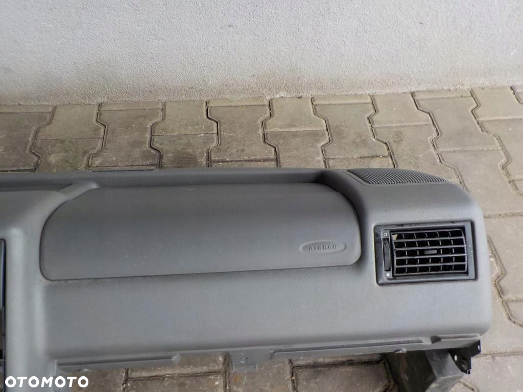 VW T4 99-03 R DESKA KOKPIT KONSOLA - 5