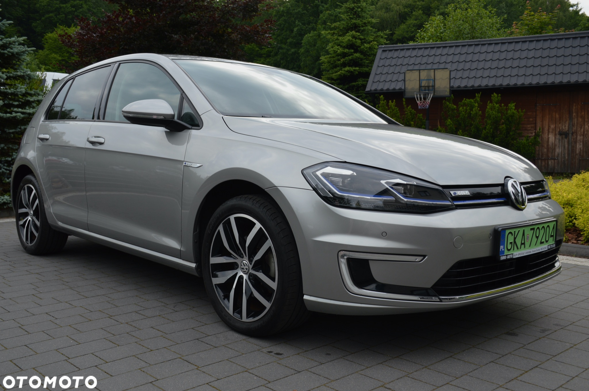 Volkswagen Golf e-Golf - 13